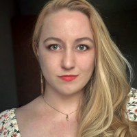 Stephanie Brownell, Mfa