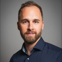 Dr. med. Adrian Toplak