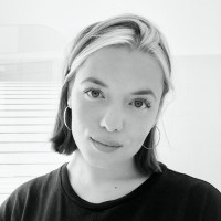 Lara Islinger