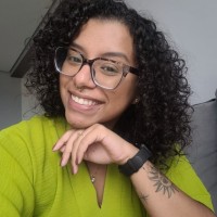 Thais Fernandes