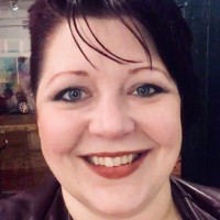 Laura Linder