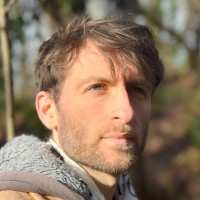 Daniel Johnston Menezes