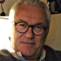 Hans J Dyg