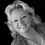 Shari Kindle, Gri