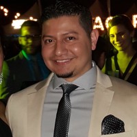 Bayardo E.
