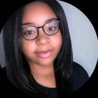 Nadia Bell