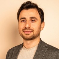 Mostafa J. Moghtader