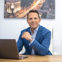Julián Hernández Gómez ®