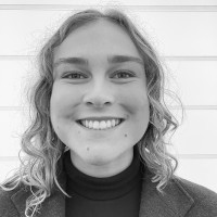 Emma Douglas-Oliveira