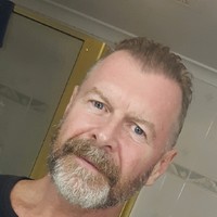 Glenn Barker