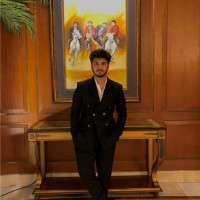 Hamza Khan