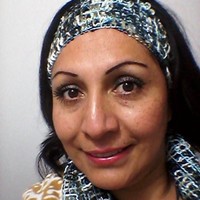 MARIA ELENA VELEZ M