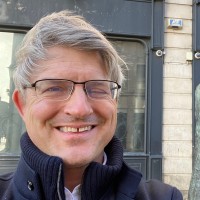 Dr. Peter Havel
