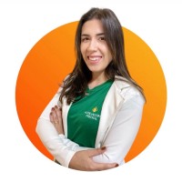 Júlia Reis