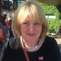 Dr Caroline Brookes