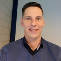 Raymond Van Dijkhuizen