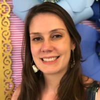 Tálita Leslye de Lima Barros