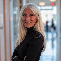 Vicki Javens
