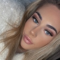 Chloe Thompson