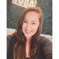 Kylee Skinner, Cam