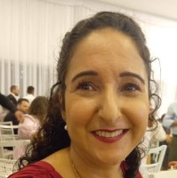 Cleia Moraes