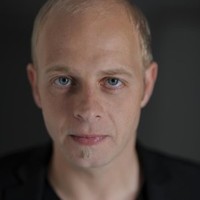 Holger Stolz