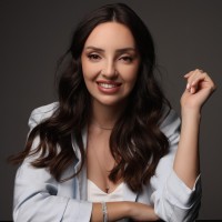 Aline Lemos