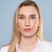 Claire Burgers