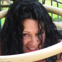 Angela Allen (aka Eve Lilas)