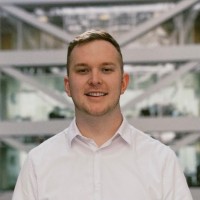 Robert Hinckley  (辛智杰)