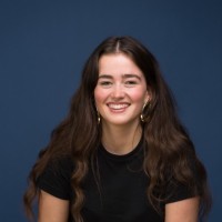 Eve Maguire