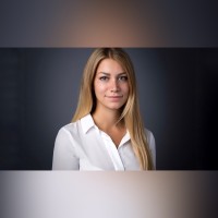 Lara Girends