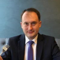Александр Бреусов
