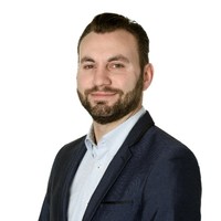 Dr Christopher Marien