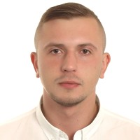 Денис Попов