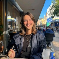 Leonie Van Jaarsveld