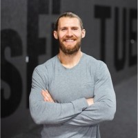 Andrew Charelsworth