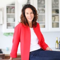 Charlotte Wiederholt