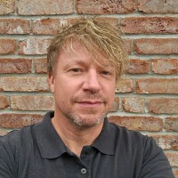 Lars Eckstein