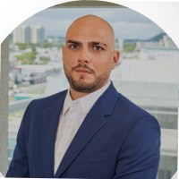 Izhar A. Lúgaro
