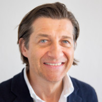 Dr. Oliver Terhoeven