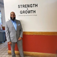 Brewel Currie, Mba