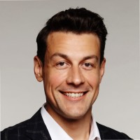 Kenneth Howe