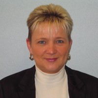 Julie Edwards