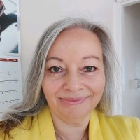 Debbie Stringer
