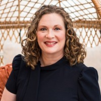 Julie Moyer