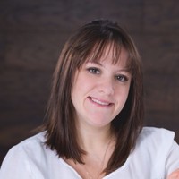 Nicole Moore, Cmp