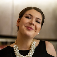 Nela Grausová