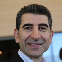 Peyman Luo