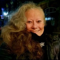 Linda Wright